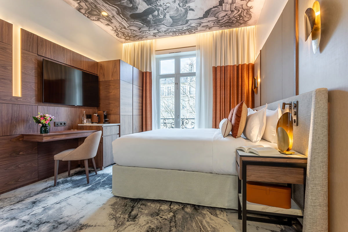 InterContinental Champs-Elysées Premium King Room