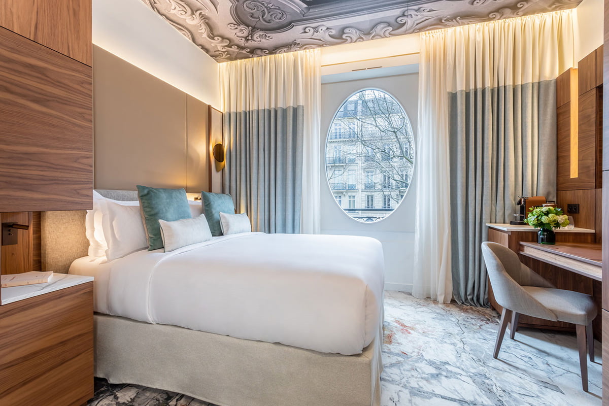 InterContinental Champs-Elysées Etoile Queen Bed Premium